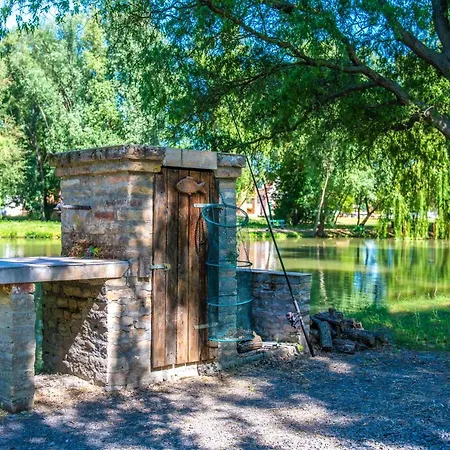 Zichy Park 4* Bikács
